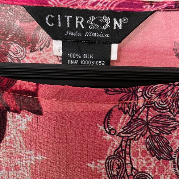 Citron Santa Monica Pullover Blouse - Picture 6 of 7